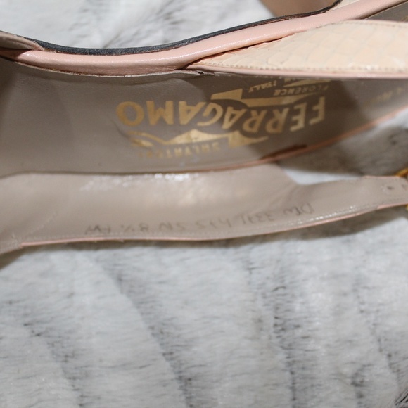 VINTAGE CREAM / BEIGE SALVATORE FERRAGAMO SHOES SI - Picture 6 of 8